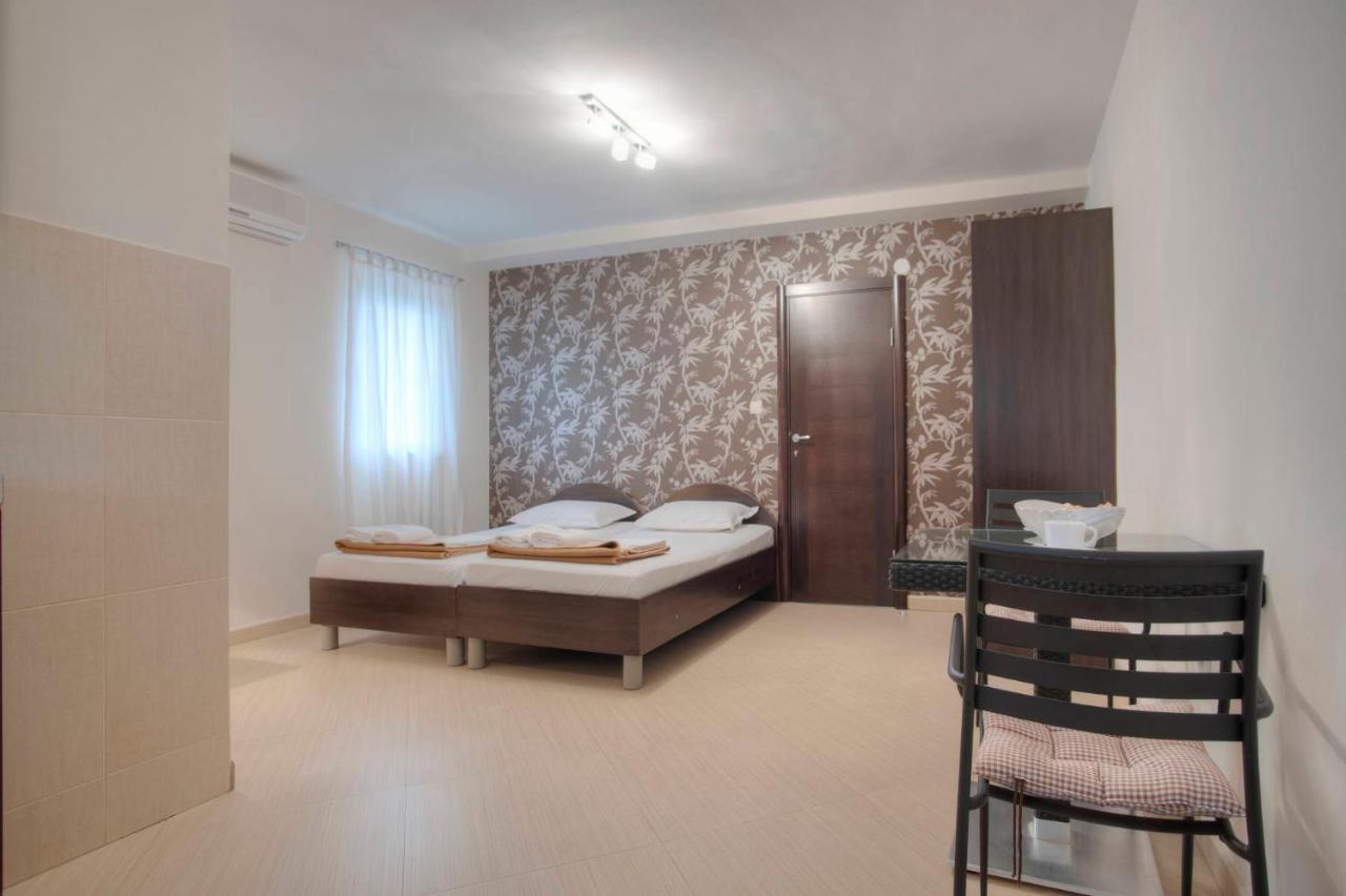 Mandir - Center * Budva