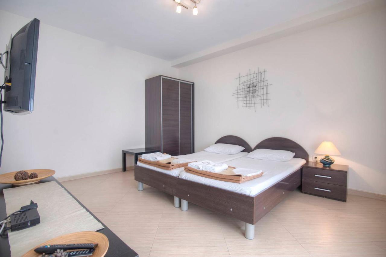 Mandir - Center Apartment