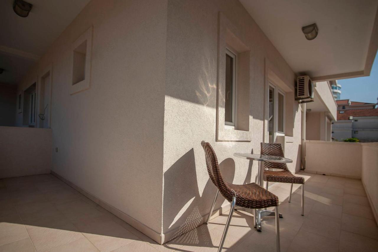 Mandir - Center Budva