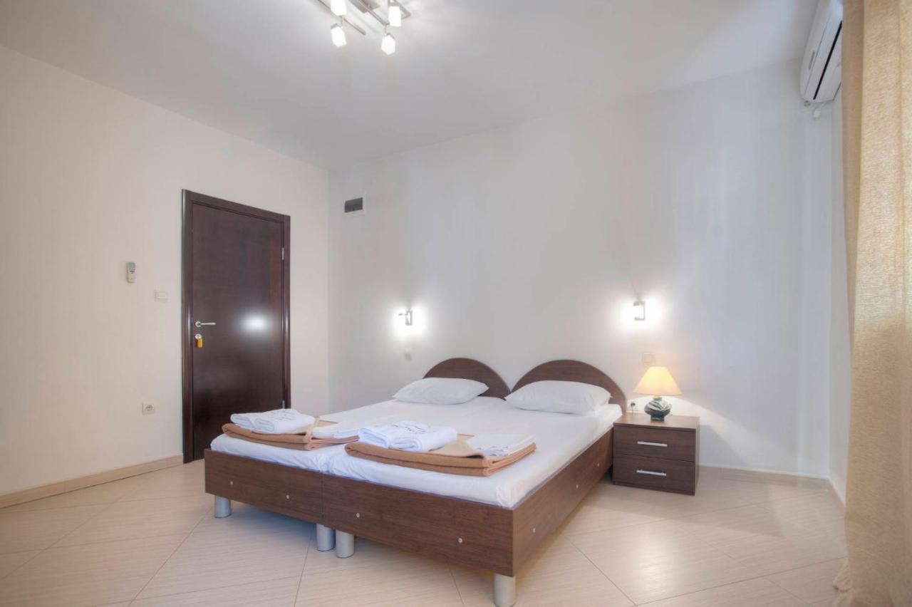 Mandir - Center Budva
